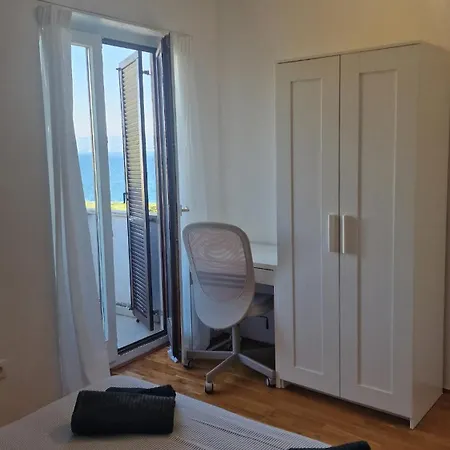 公寓 Rooftop Sea View 斯普利特